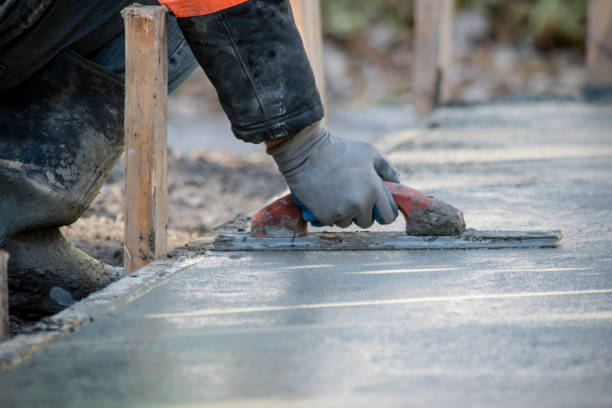 Best Concrete Walkway Installation  in Old Jefferson, LA